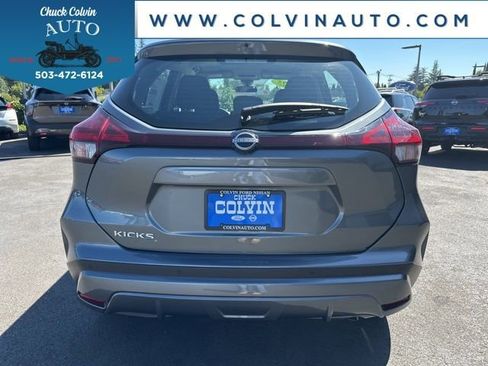 New 2025 Nissan Kicks Play S image 7