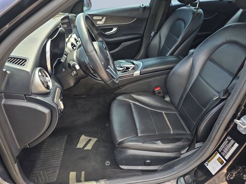 Used 2019 Mercedes-Benz C 300 4MATIC Sedan w/ Multimedia Package image 11