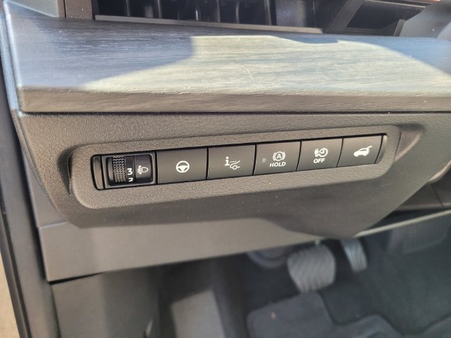 Certified 2023 Nissan Ariya FWD image 19