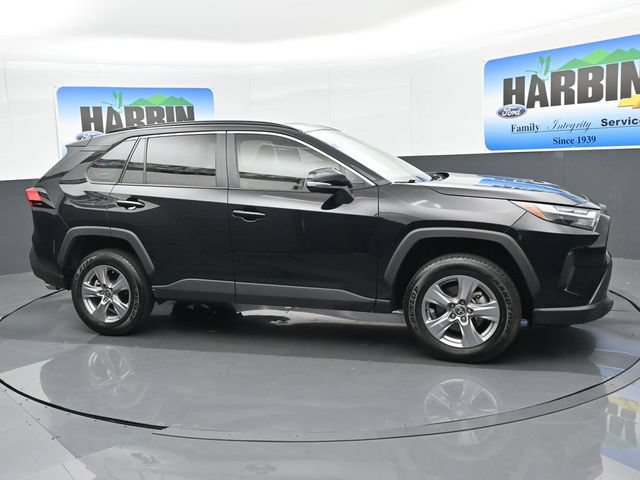 Used 2025 Toyota RAV4 XLE w/ Convenience Package FWD image 7