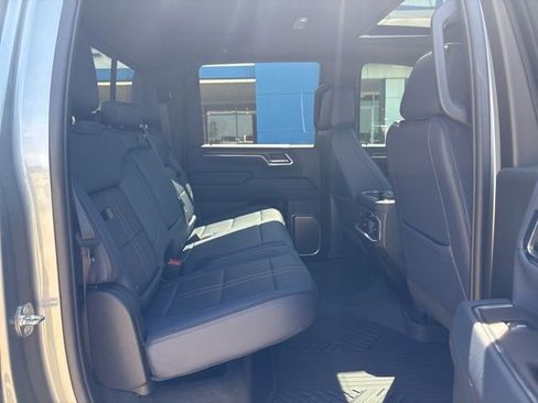 Used 2024 Chevrolet Silverado 2500 High Country w/ Technology Package AWD/4WD image 20