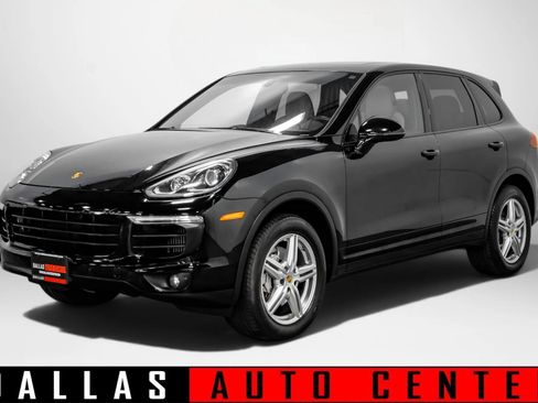 Used 2017 Porsche Cayenne S AWD/4WD image 3