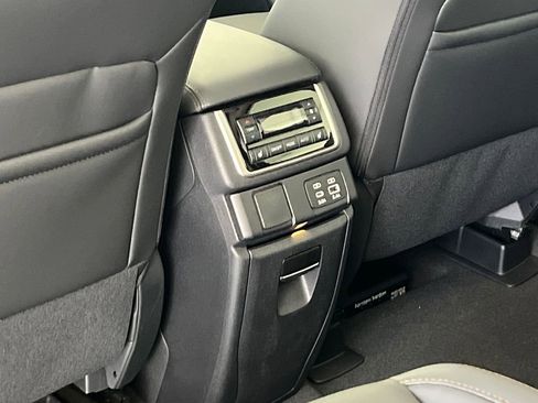 New 2026 Subaru Ascent Limited Bronze AWD/4WD image 38