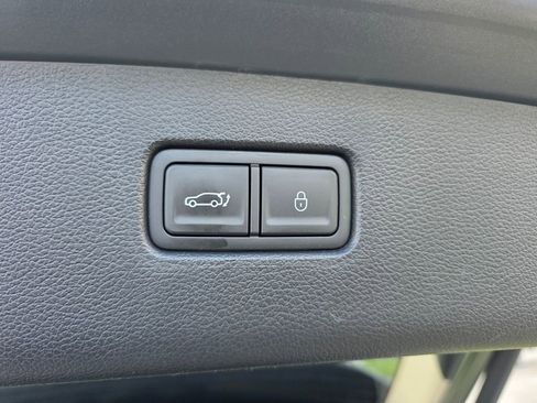 Used 2024 Genesis GV80 2.5T image 17