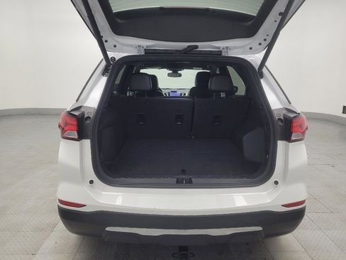 Used 2023 Chevrolet Equinox Premier FWD image 29