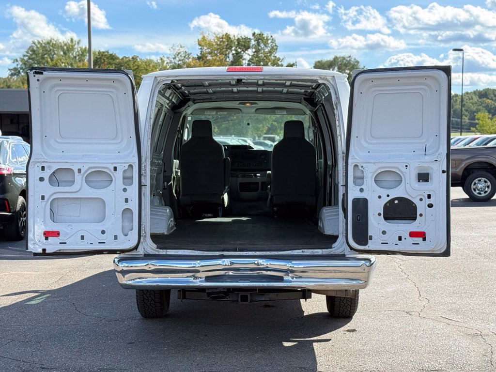 Used 2014 Ford E-350 and Econoline 350 Extended Super Duty RWD image 33