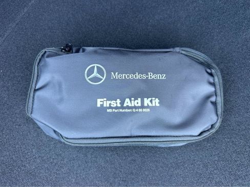 Used 2023 Mercedes-Benz E 350 4MATIC Sedan image 37