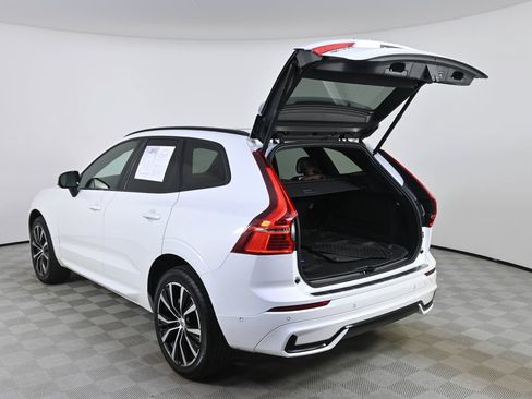 Used 2023 Volvo XC60 B5 Plus w/ Climate Package FWD image 32