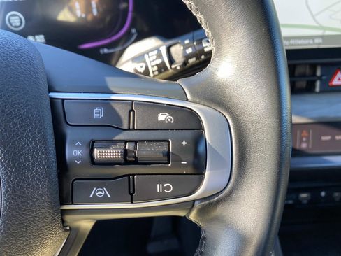 Used 2025 Kia Sportage X-Line image 16