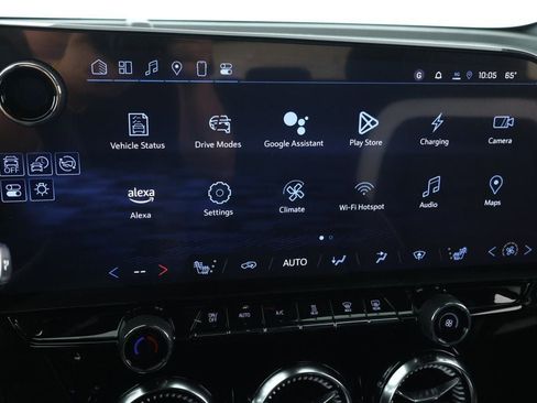 Used 2025 Chevrolet Blazer EV LT image 15