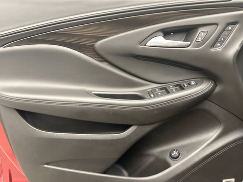 Used 2020 Buick Envision Premium AWD/4WD image 9