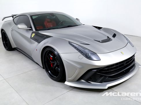 Used 2016 Ferrari F12 Berlinetta RWD image 3