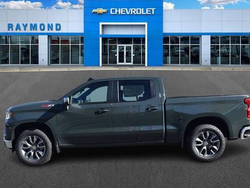 New 2025 Chevrolet Silverado 1500 LT image 7