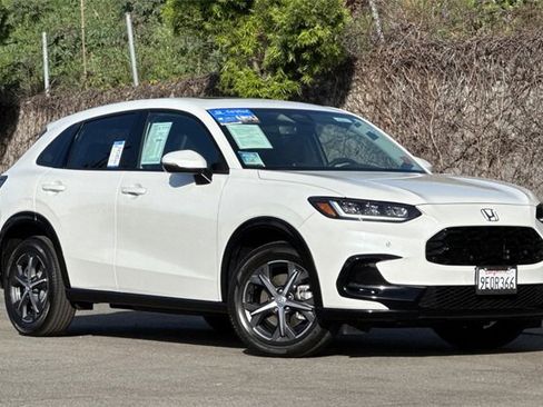 Certified 2023 Honda HR-V EX-L image 2