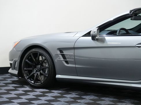 Used 2013 Mercedes-Benz SL 63 AMG image 18