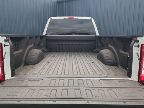 Used 2025 Ford F250 XLT image 8