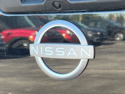 Certified 2025 Nissan Frontier SV AWD/4WD image 32
