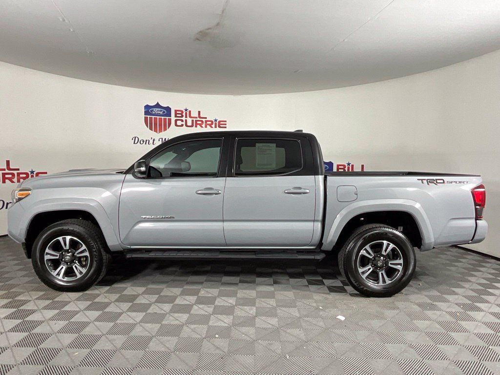 Used 2019 Toyota Tacoma TRD Sport RWD image 6