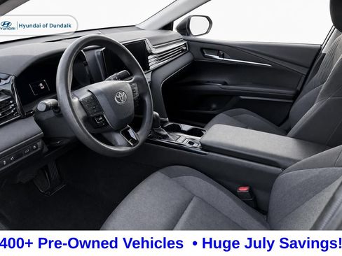Used 2025 Toyota Camry LE FWD image 8