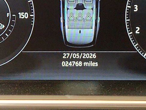 Used 2017 Land Rover Range Rover HSE AWD/4WD image 14