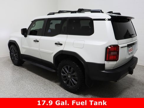 Used 2024 Toyota Land Cruiser image 9