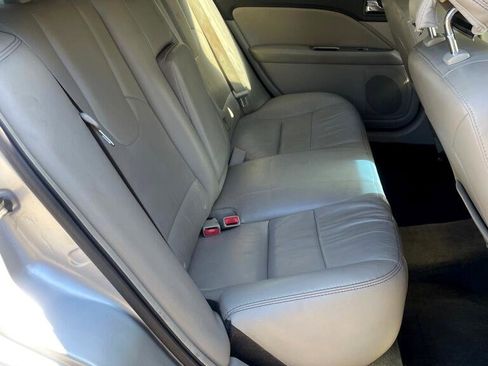 Used 2012 Ford Fusion SEL image 12