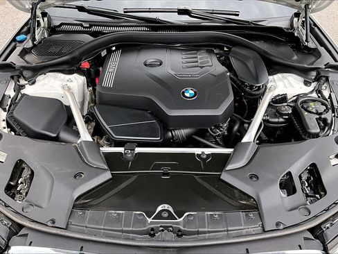 Used 2023 BMW 530i w/ Premium Package RWD image 33