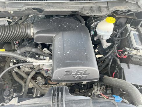 Used 2023 RAM 1500 Classic SLT w/ Trailer & Traction Group AWD/4WD image 29