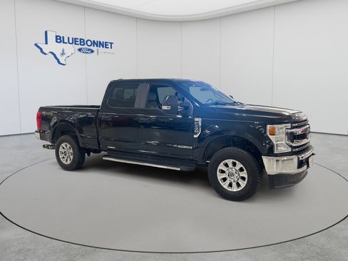 Used 2020 Ford F250 XL w/ STX Appearance Package AWD/4WD image 2