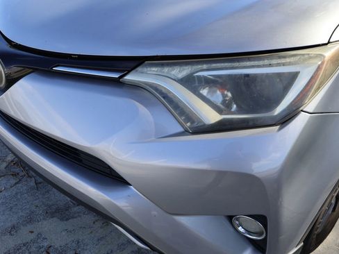 Used 2017 Toyota RAV4 XLE image 3
