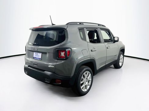 Used 2022 Jeep Renegade Latitude w/ Convenience Group AWD/4WD image 5