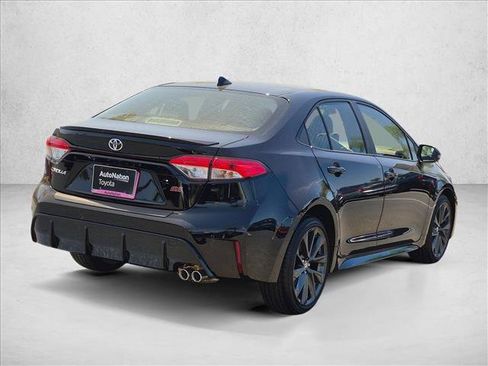 Certified 2026 Toyota Corolla SE FWD image 5