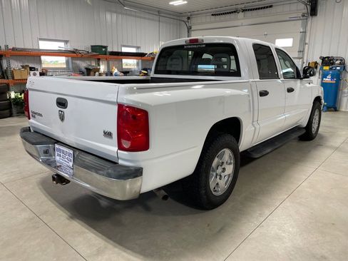Used 2006 Dodge Dakota SLT image 7