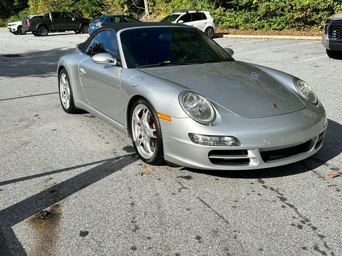 Used 2005 Porsche 911 Carrera S image 10