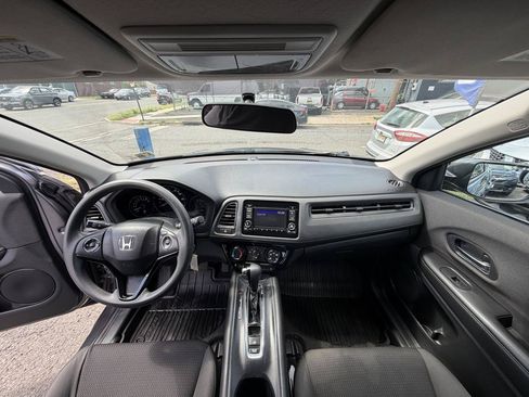 Used 2022 Honda HR-V LX image 20