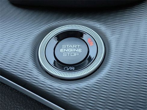 New 2025 Jeep Grand Cherokee L Laredo w/ Luxury Tech Group I image 31