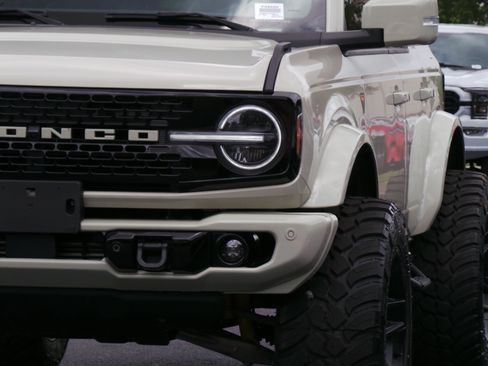 Used 2025 Ford Bronco Badlands AWD/4WD image 28