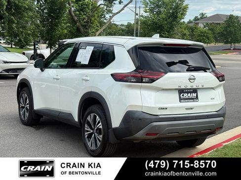 Used 2021 Nissan Rogue SV FWD image 5