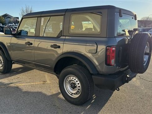 New 2025 Ford Bronco Base image 7