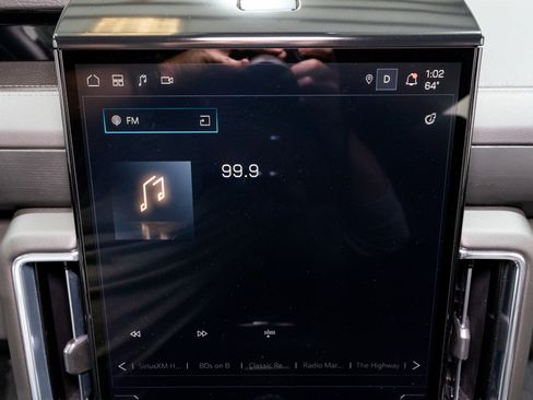 Used 2025 GMC Yukon Denali image 18