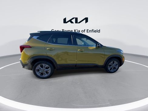 Certified 2024 Kia Seltos S image 9