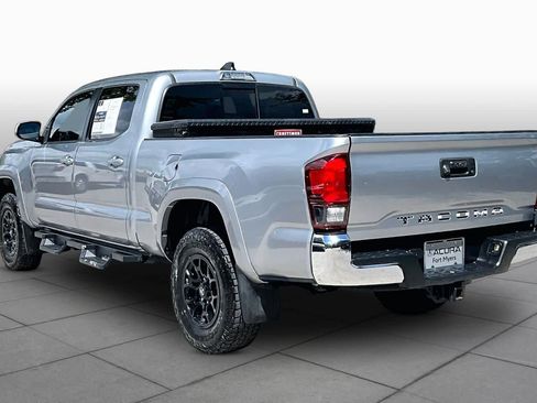 Used 2021 Toyota Tacoma SR5 RWD image 12