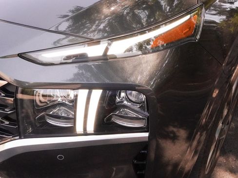 Used 2023 Hyundai Santa Fe Calligraphy AWD/4WD image 31