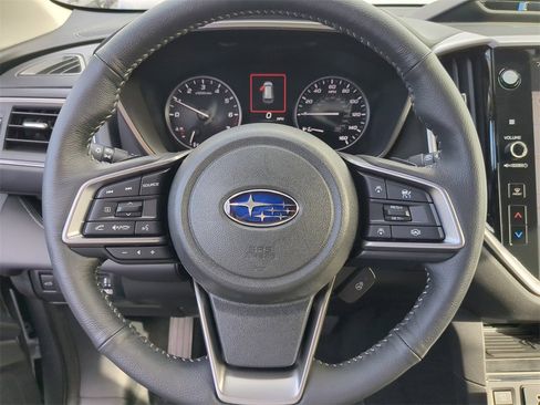 New 2025 Subaru Ascent Limited image 31