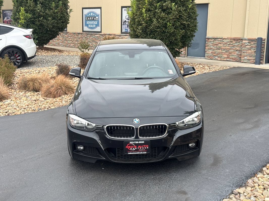 Used 2017 BMW 330i Sedan RWD image 5