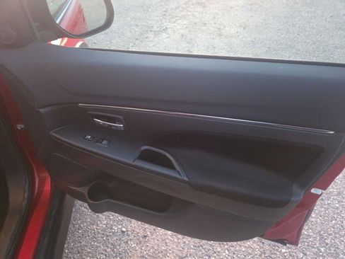 Used 2013 Mitsubishi Outlander Sport LE image 22