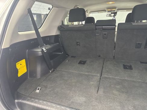 Used 2020 Toyota 4Runner SR5 image 40