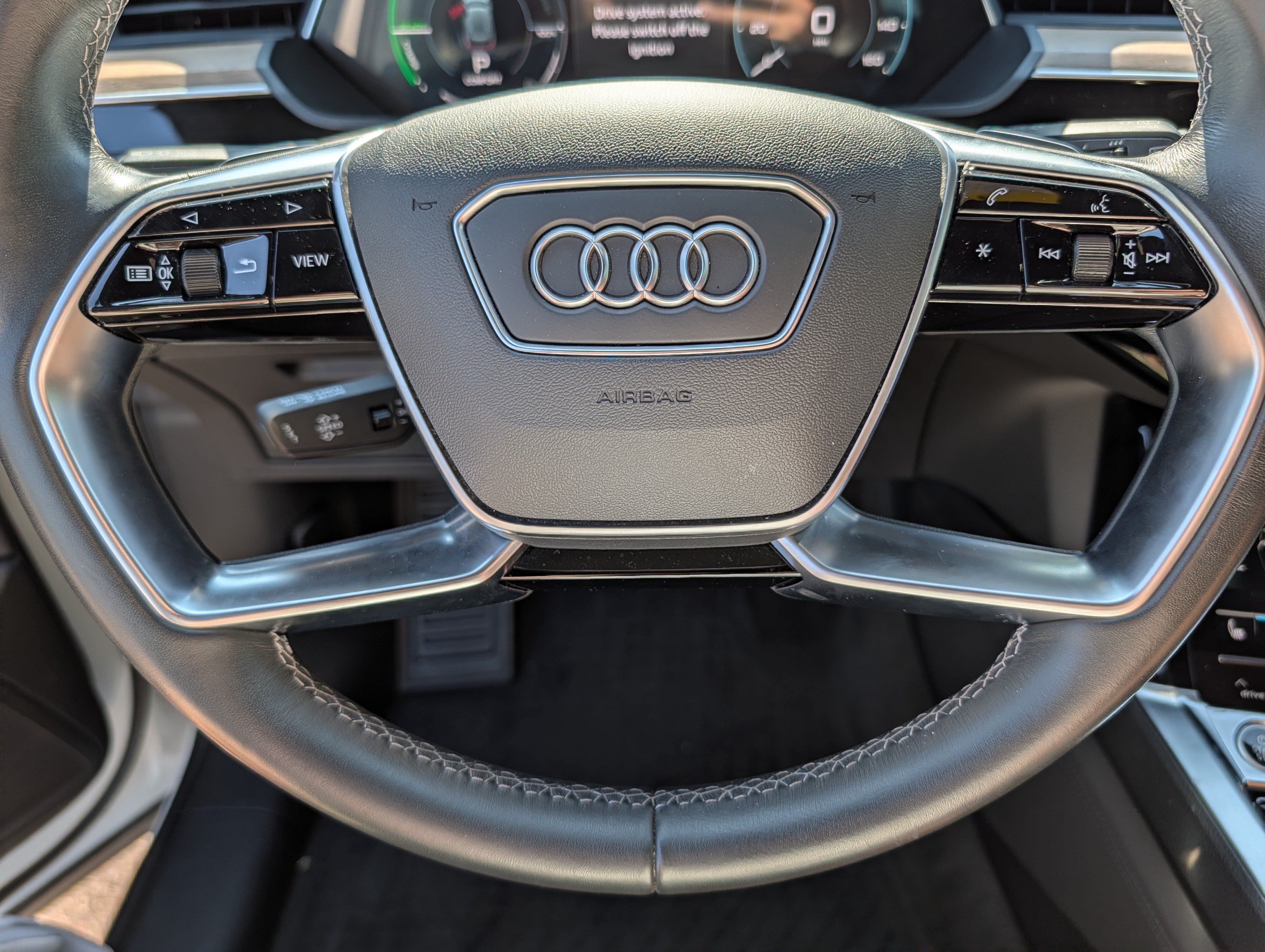 Used 2024 Audi Q8 e-tron Premium Plus w/ Premium Plus Package AWD/4WD image 25