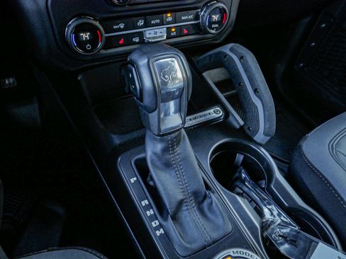 Used 2024 Ford Bronco Big Bend image 26