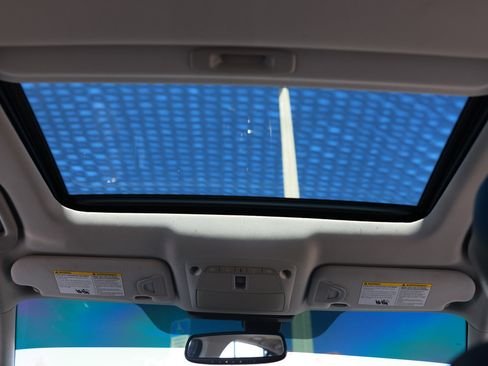 Used 2018 INFINITI Q50 Luxe image 26